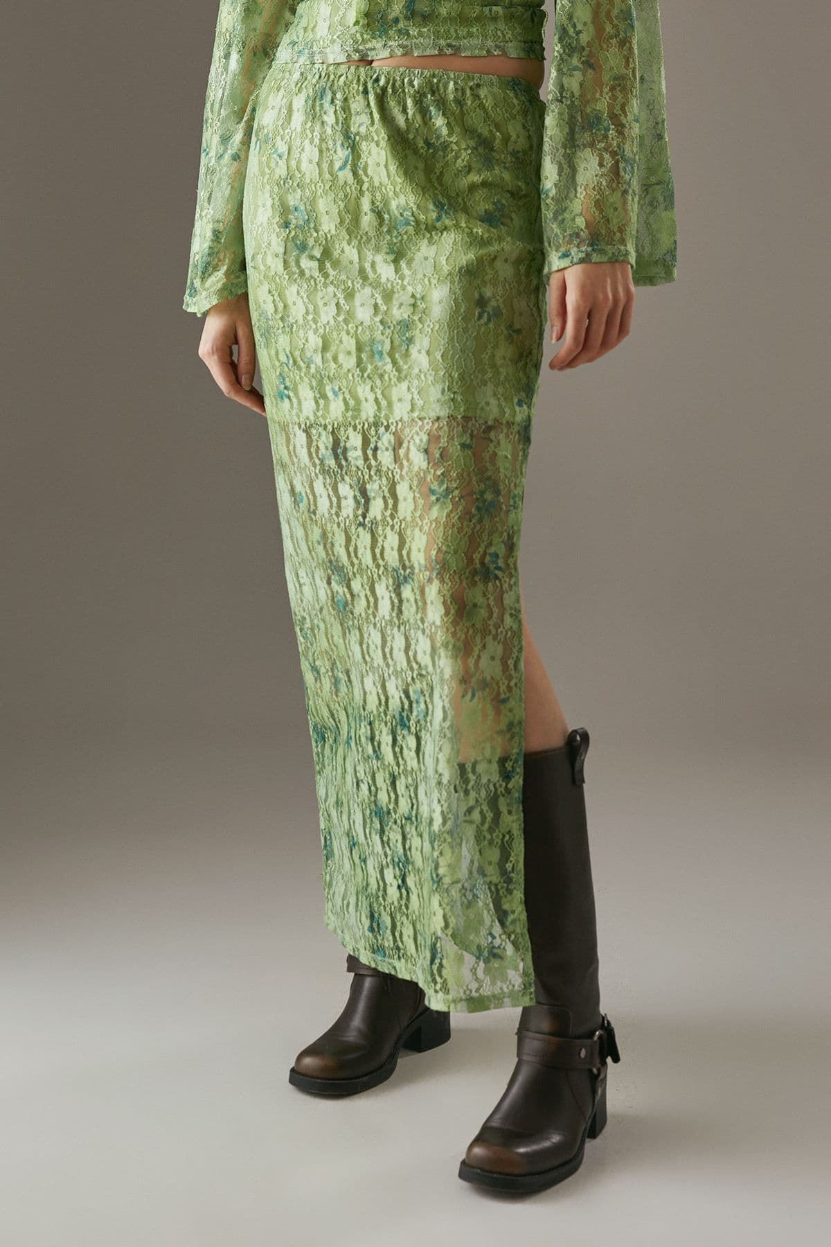 Warehouse Women's Printed Lace Maxi Skirt in Green