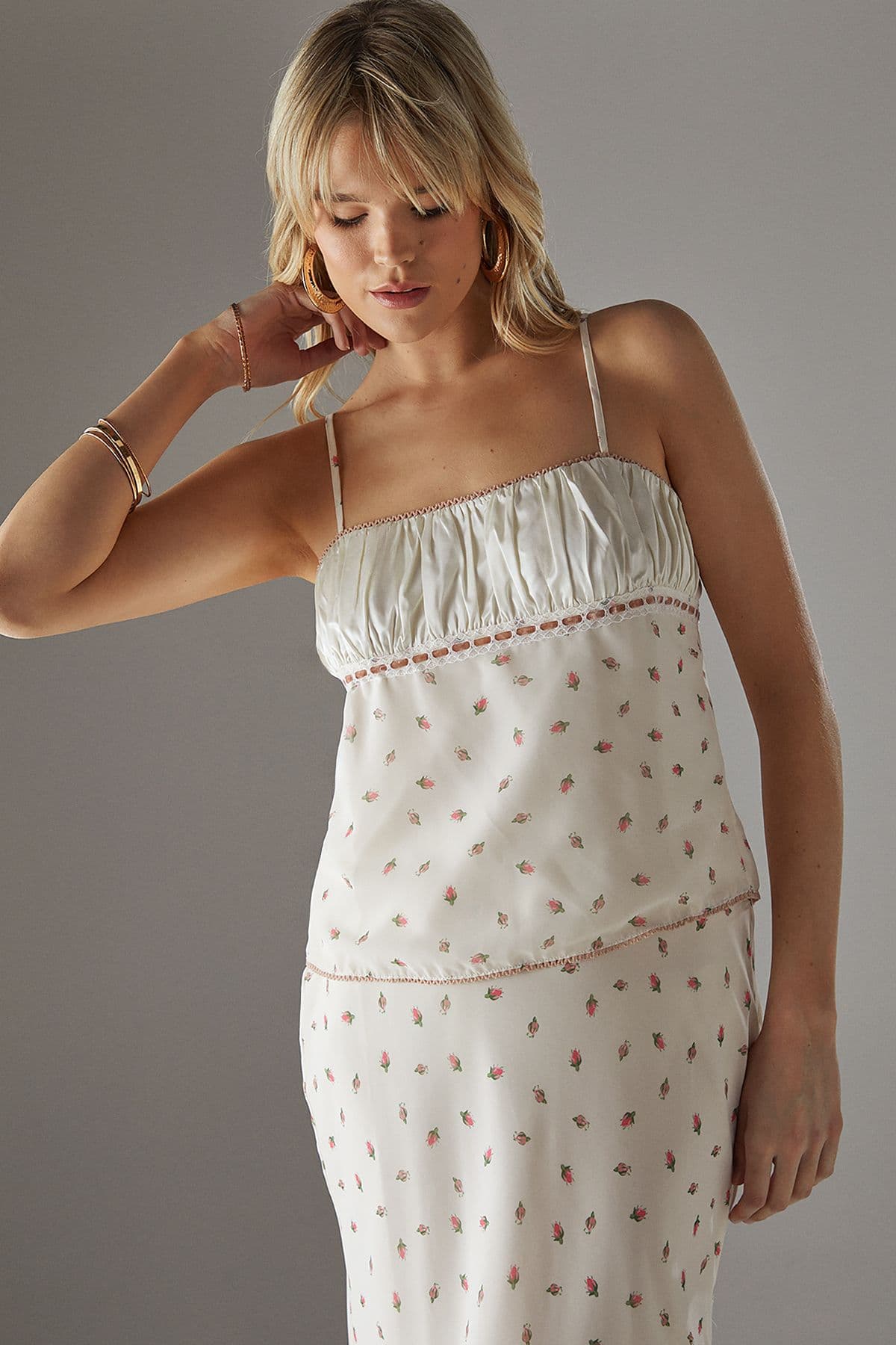 Warehouse Women's Ruched Bust Lace Trim Milkmaid Strappy Top in Floral