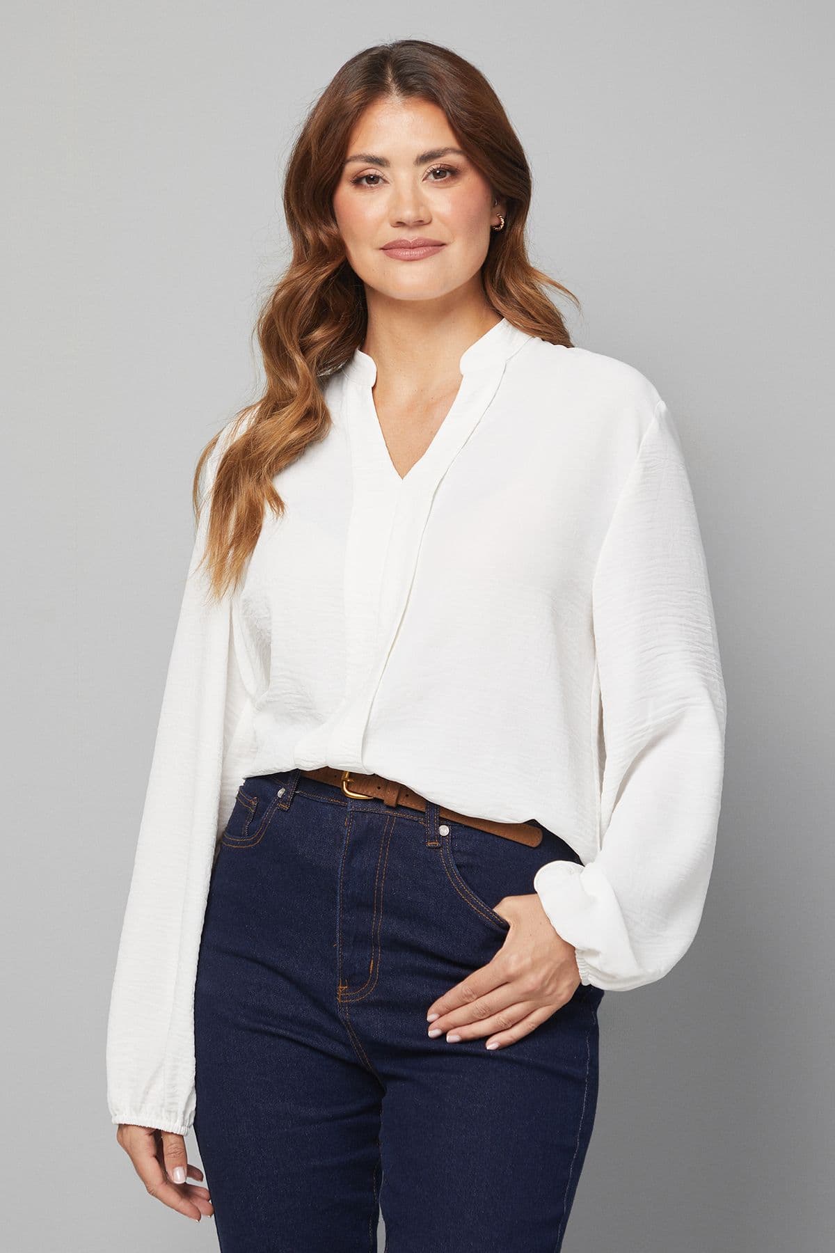 Wallis Women's Collarless Woven Blouse in Ivory