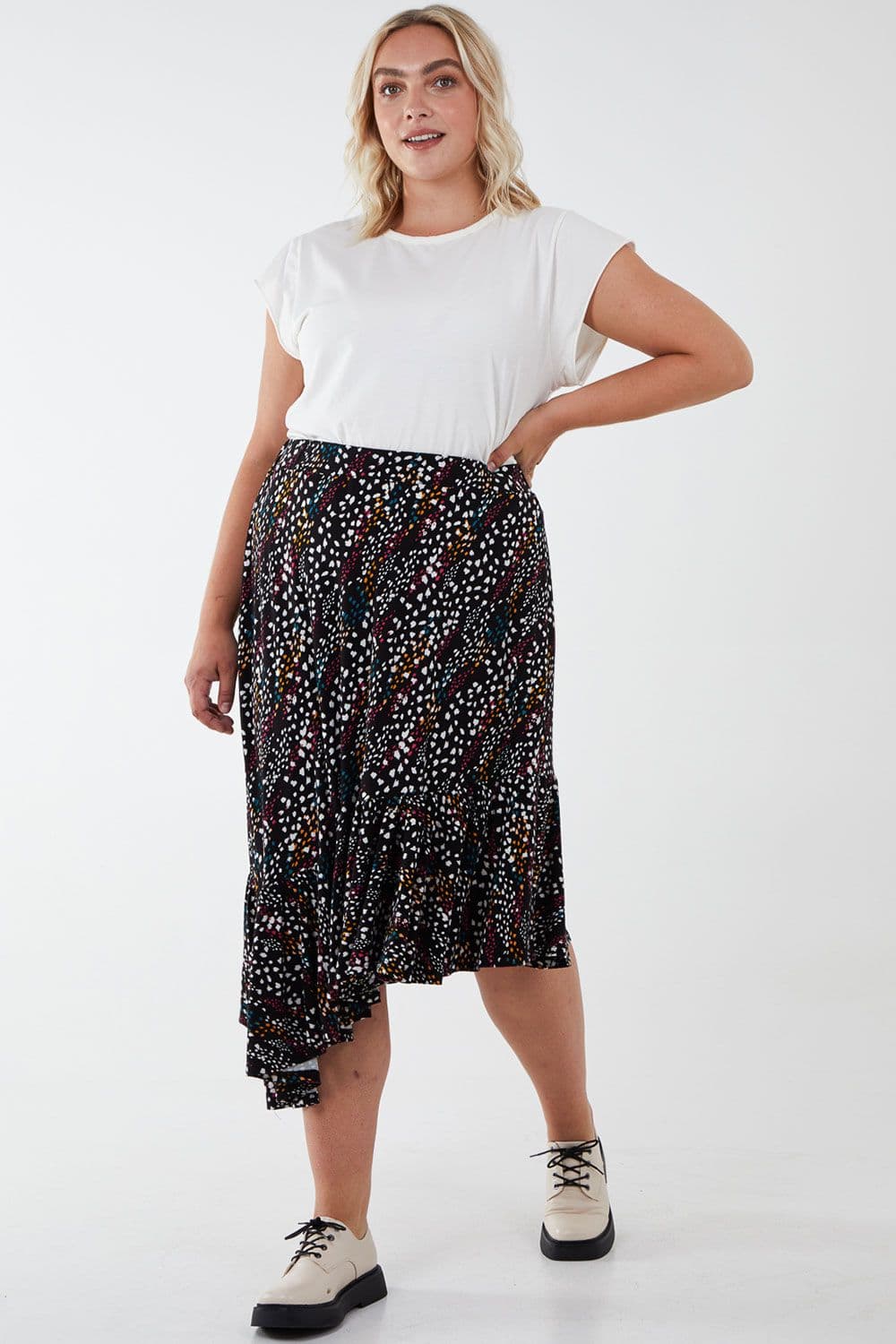 Blue Vanilla Women's Curve Asymmetric Hem Midi Skirt in Black
