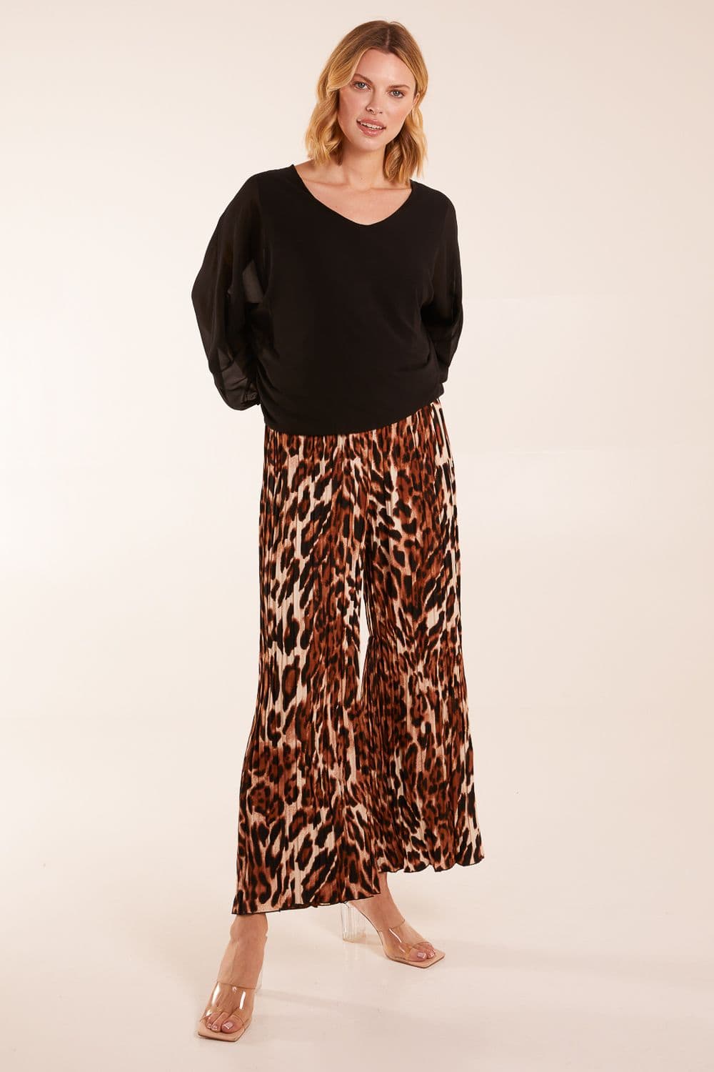 Blue Vanilla Women's Abstract Cheetah Pleated Trousers in Brown