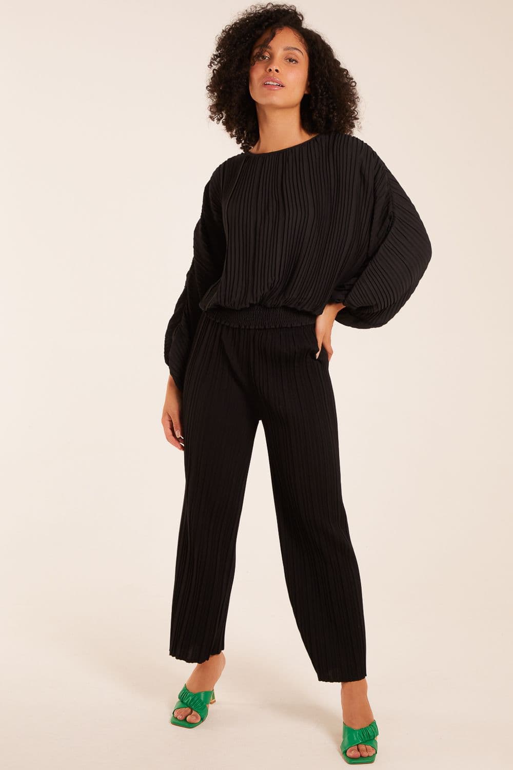 Blue Vanilla Women's Long Sleeve Pleated Top in Black