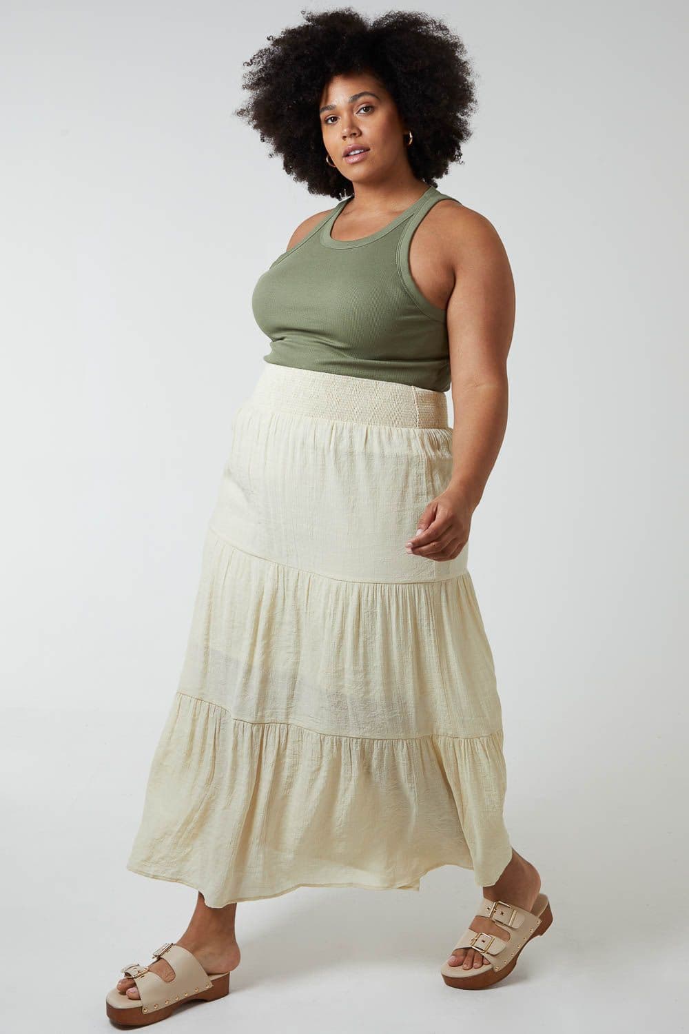 Blue Vanilla Women's Curve Tiered Shirred Maxi Skirt in Stone