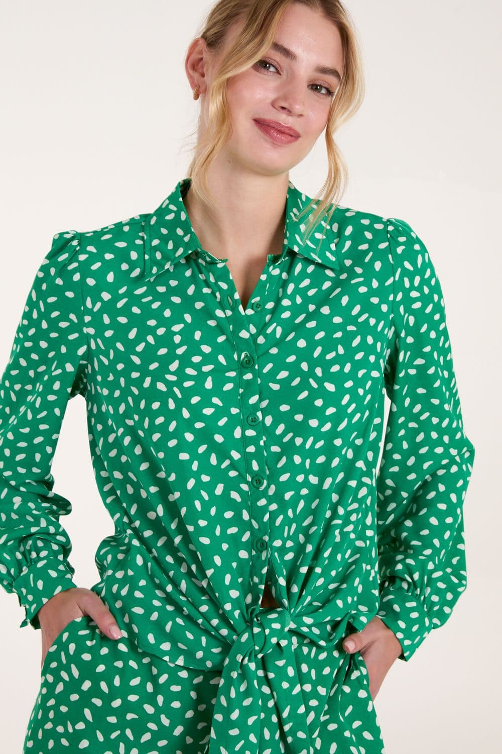 Blue Vanilla Women's Abstract Polka Dot Oversized Shirt in Green