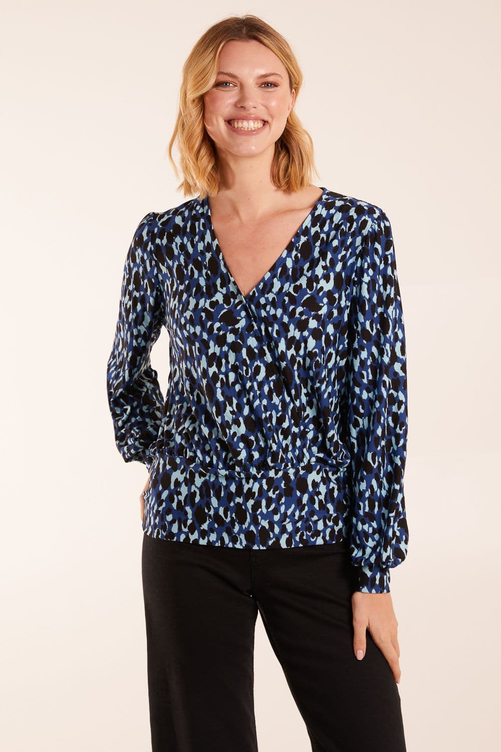 Blue Vanilla Women's Wrap Front Geometric Deep Hem Band Top in Blue