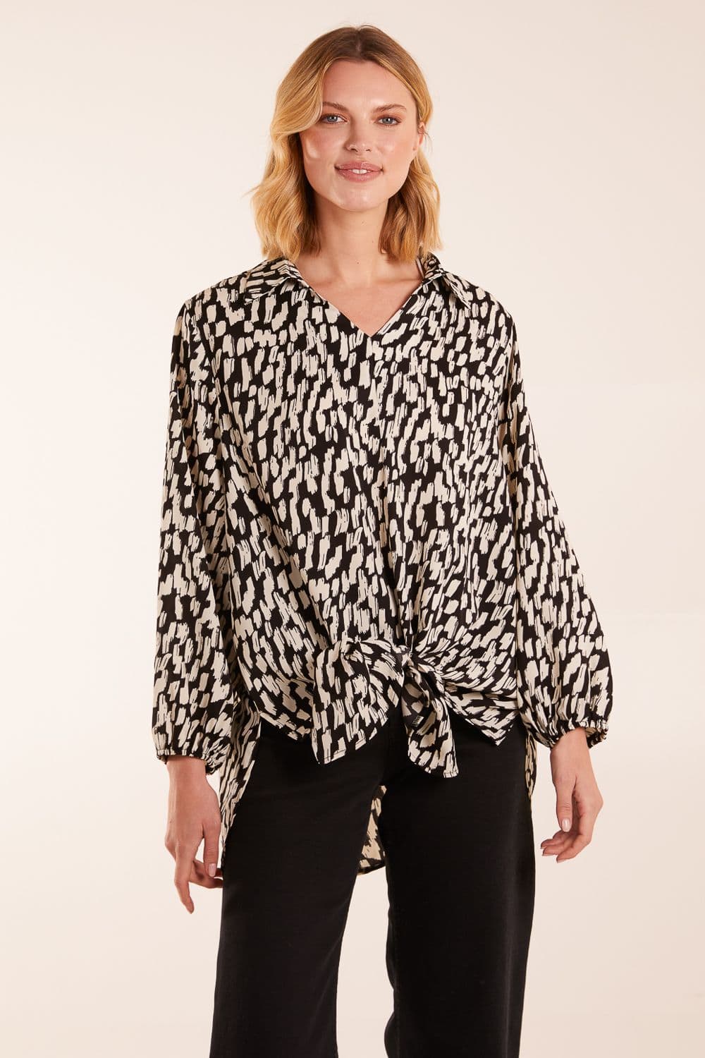 Blue Vanilla Women's High Low Hem Blouse in Black