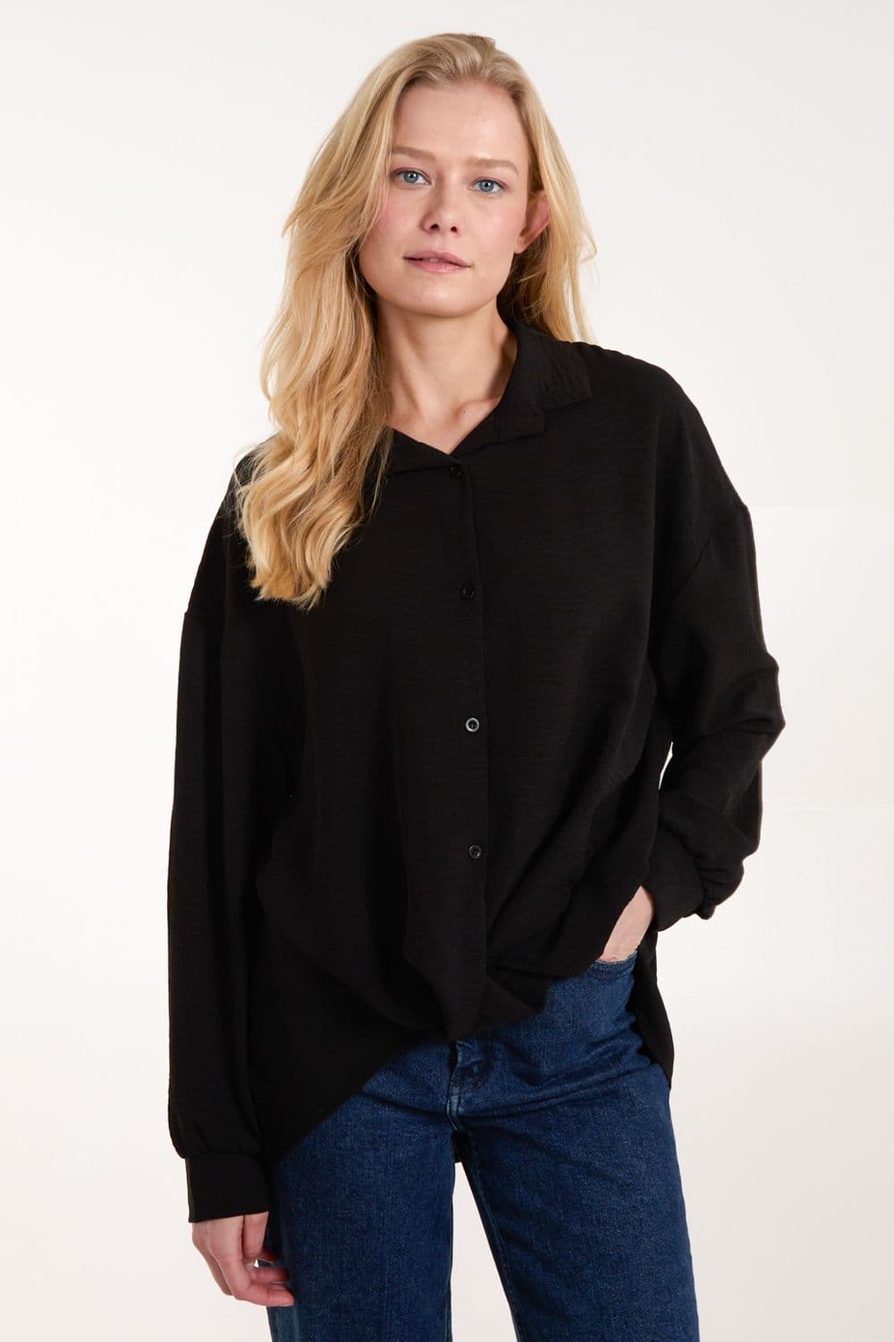 Blue Vanilla Women's Twist Front Shirt in Black