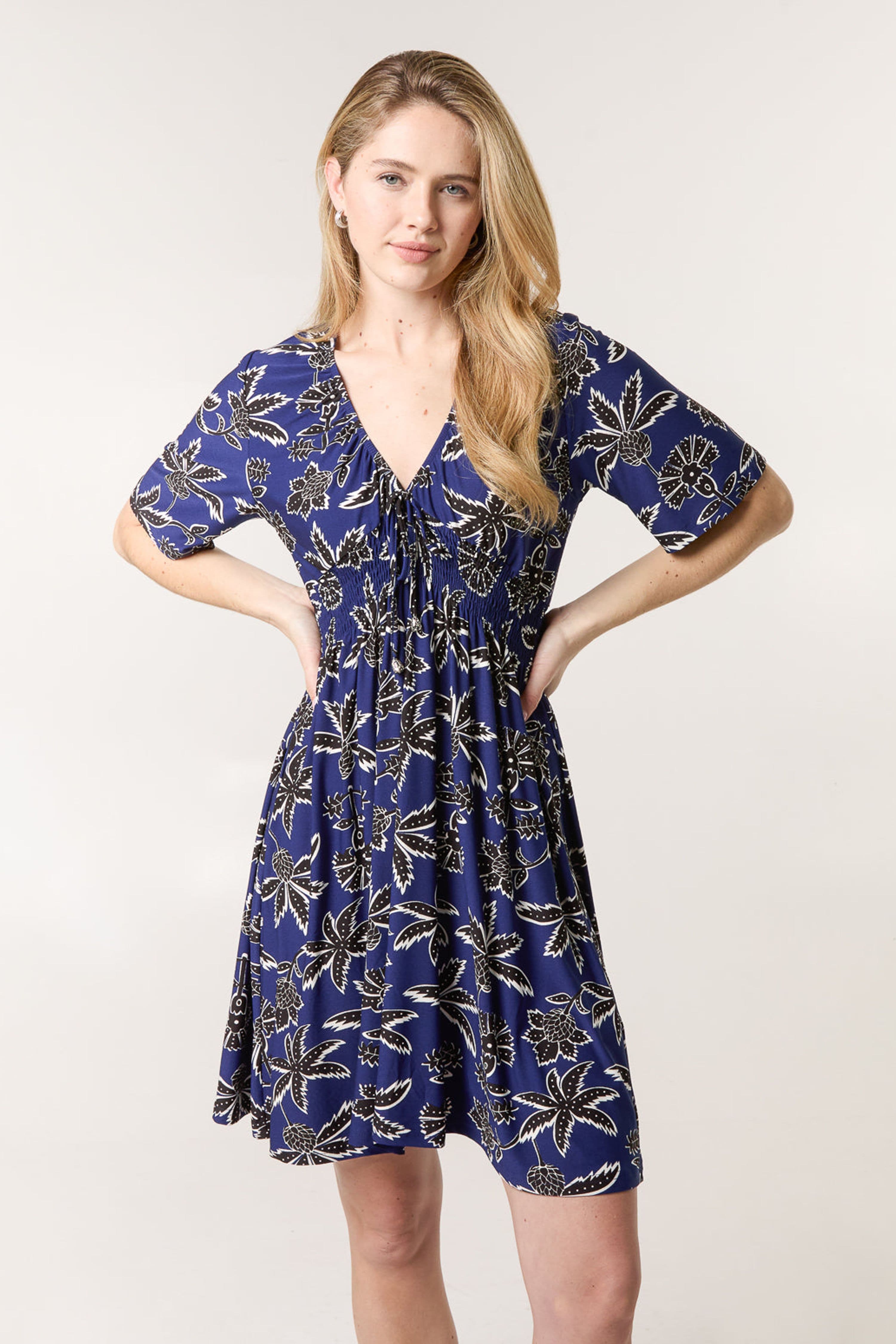 Blue Vanilla Women's Navy Short Sleeve Slip On V-neck Mini Dress