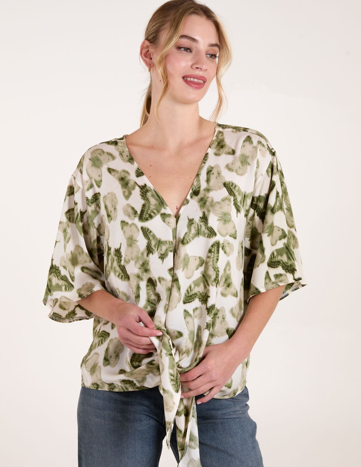 Blue Vanilla Women's Tie Front Top in Green