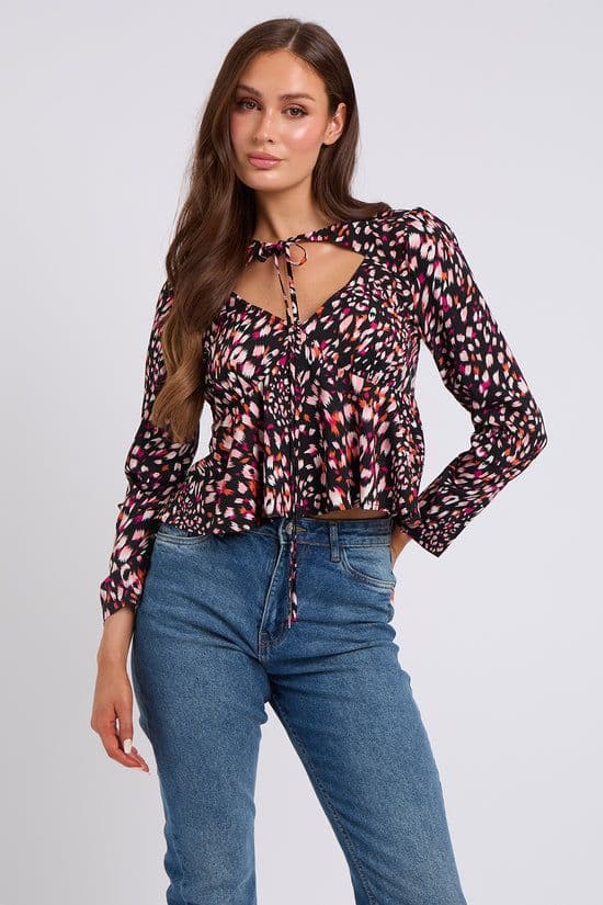 Urban Bliss Women's Tulipa Cut Out Tie Top