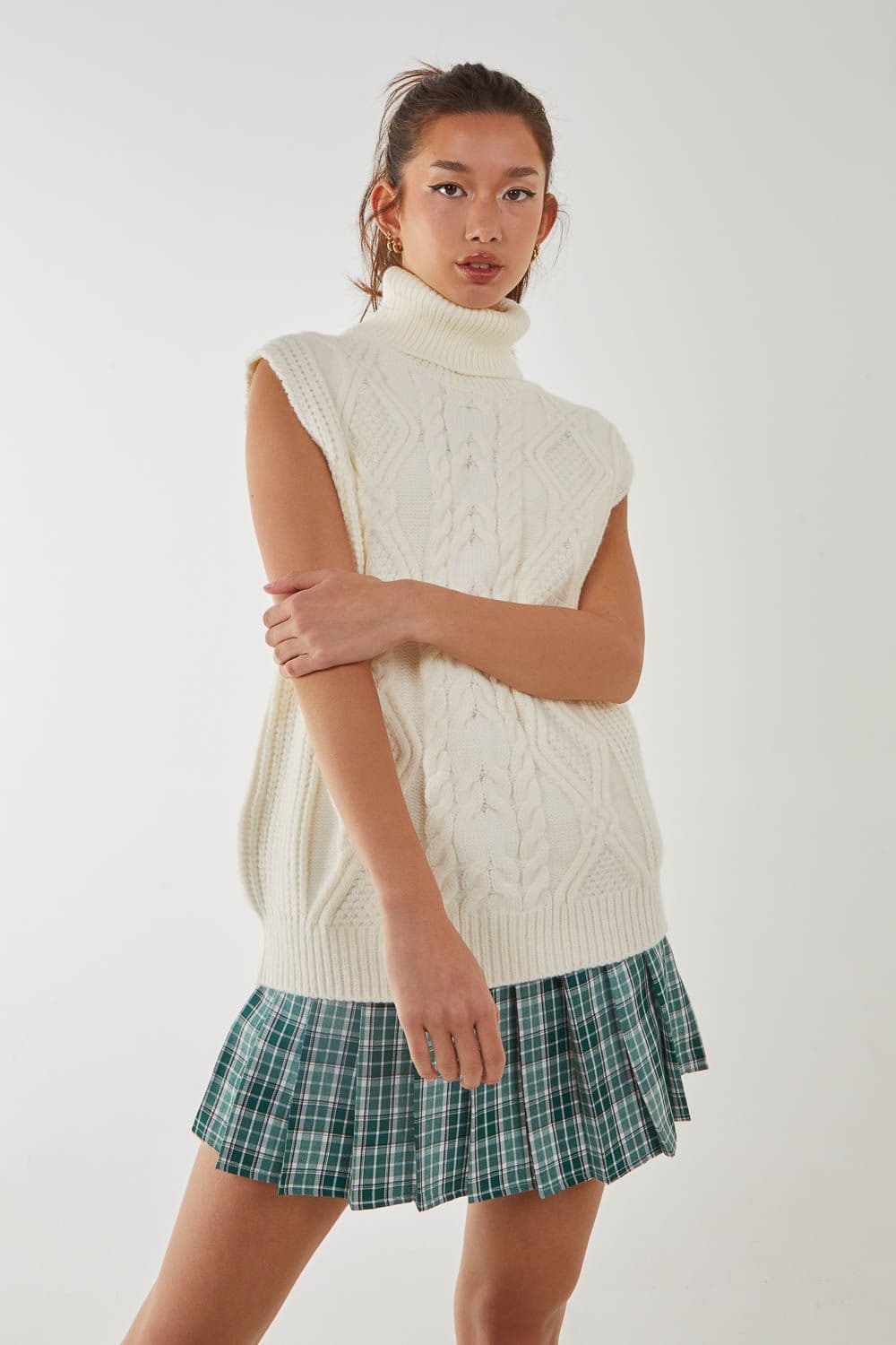 Pink Vanilla Women's Sleeveless Knit Turtleneck in Ivory