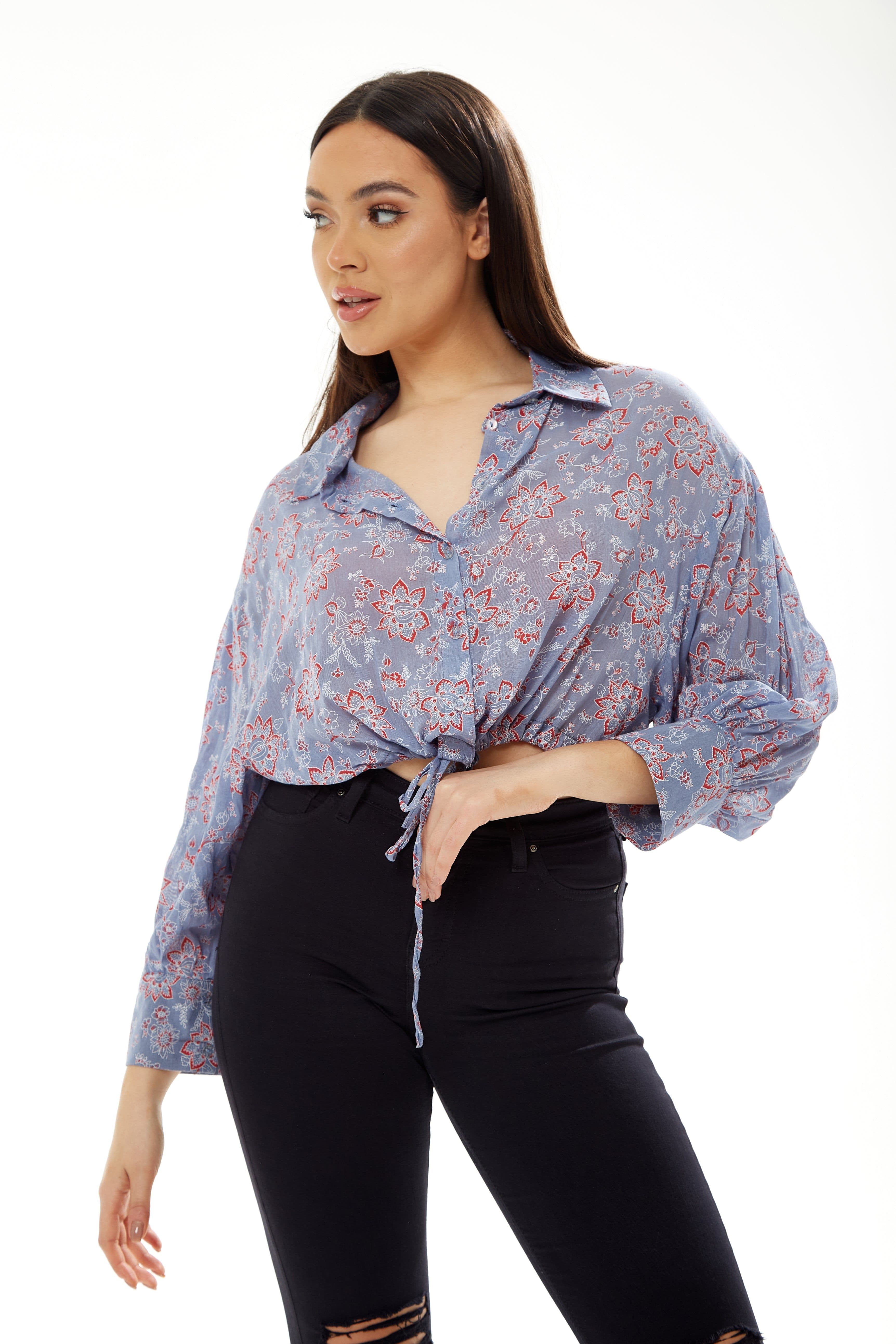 Liquorish Women's Floral Print Crop Shirt in Lilac in Purple