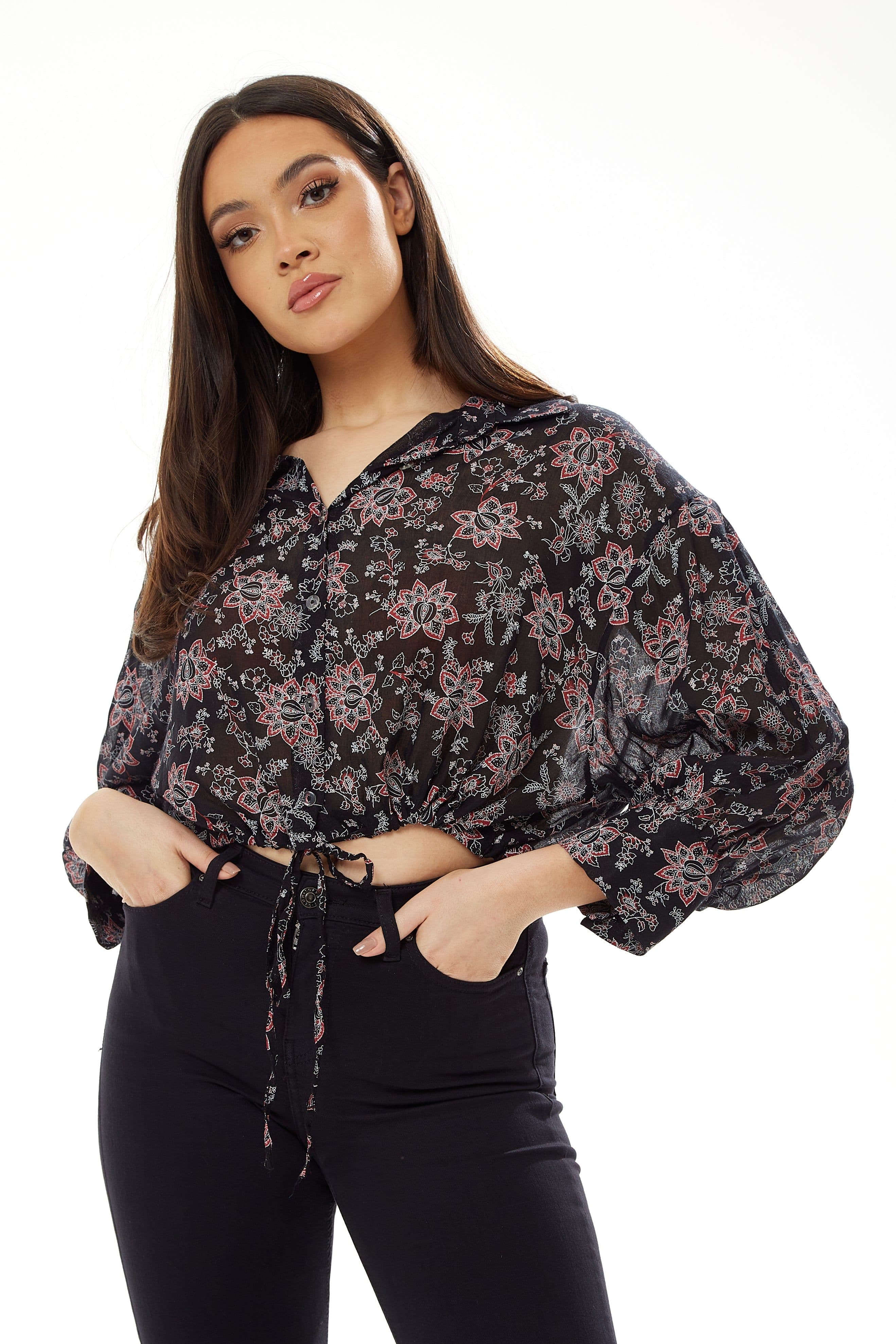 Liquorish Women's Floral Print Crop Shirt in Black