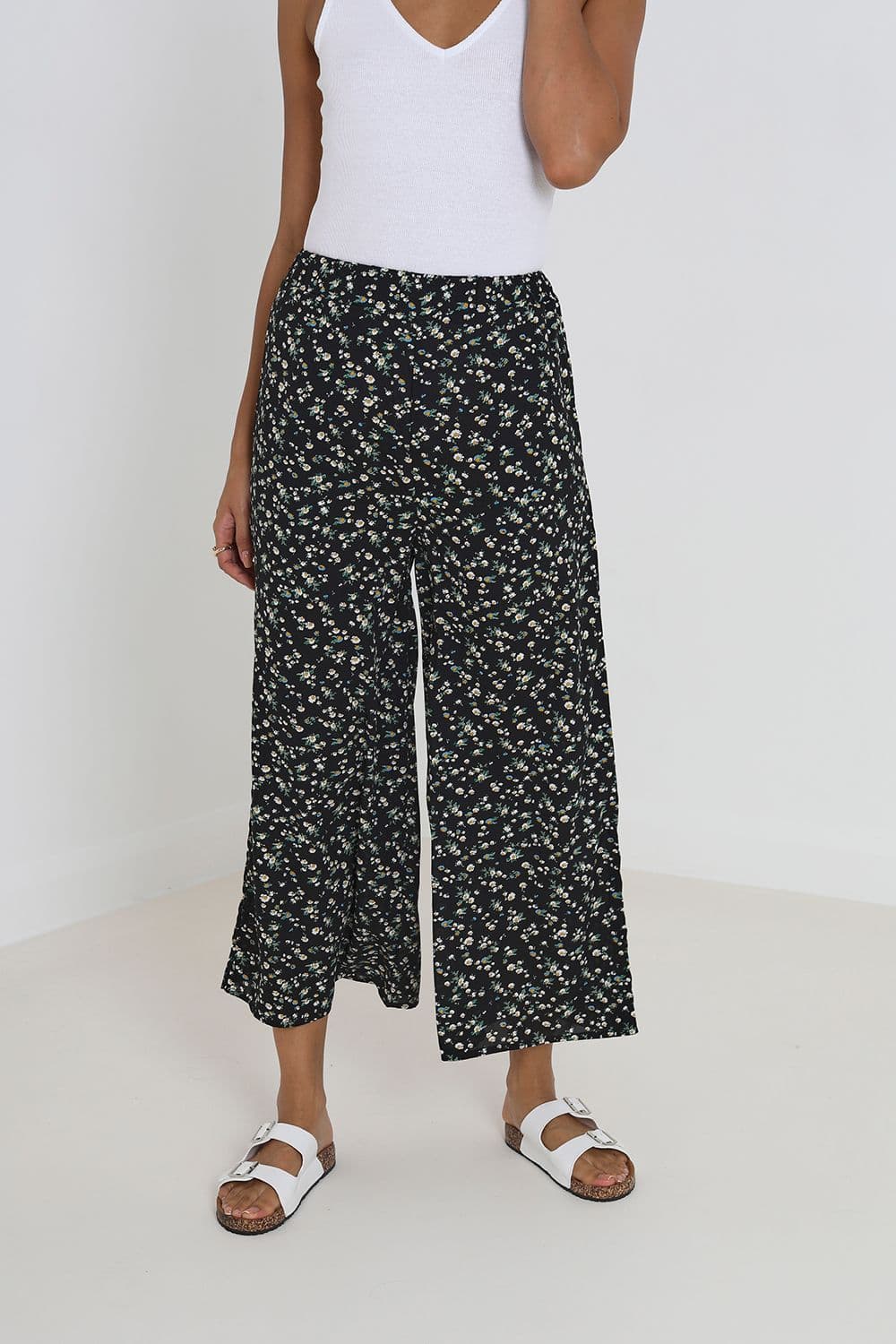 Brave Soul Women's Wide Leg Elasticated Waist Floral Trousers in Black