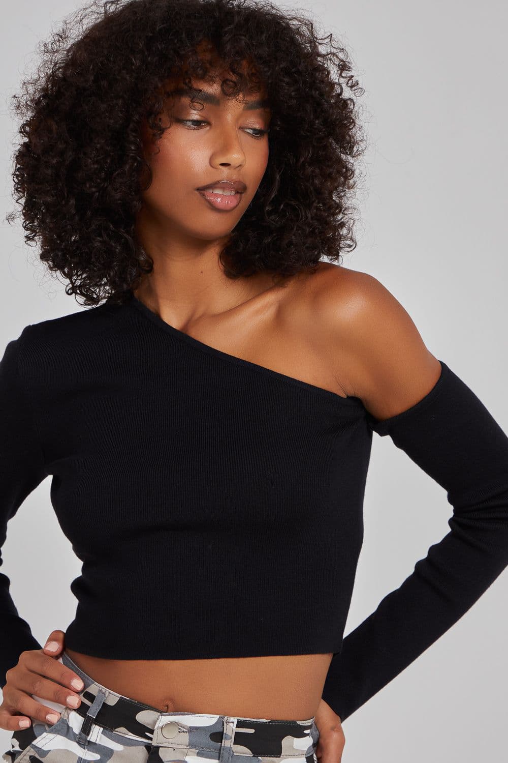 Pink Vanilla Women's One Shoulder Long Sleeved Top in Black