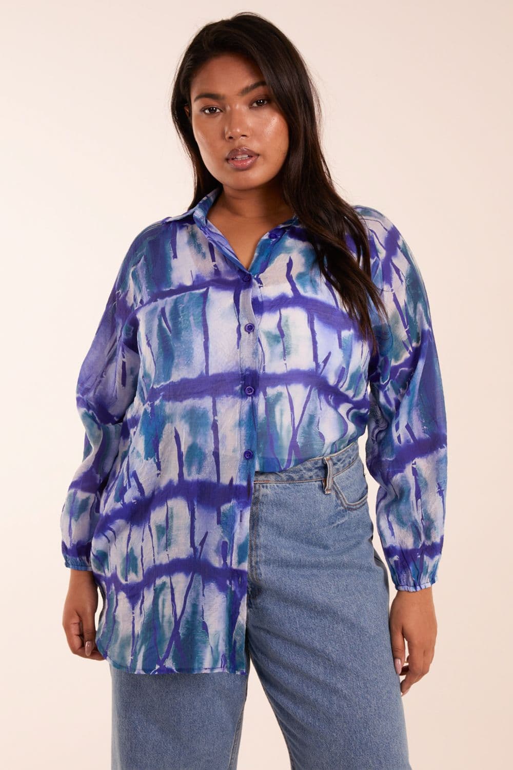 Blue Vanilla Women's Curve Tie Dye Shirt in Blue