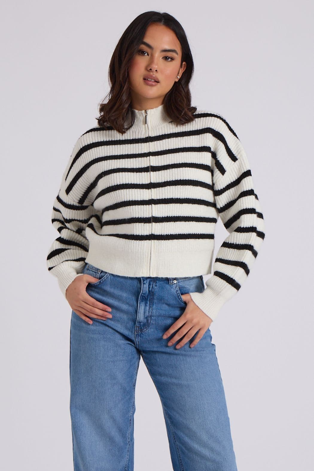 Urban Bliss Women's Ribbed Stripe Zip Cardigan in White